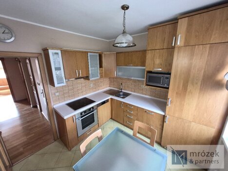 Moderní 3+1 s balkonem a komorou – ul. Horní, Třinec