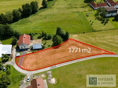Prodej stavebního pozemku v Hnojníku