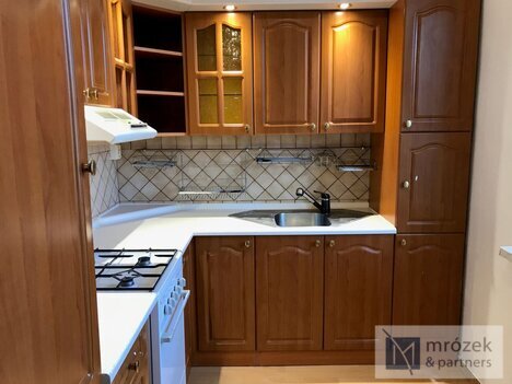 Pronájem bytu 2+1 s balkonem v centru Českého Těšína