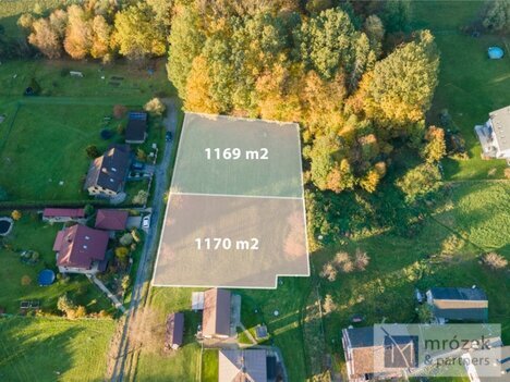 Prodej dvou stavebních pozemků v Dolním Žukově